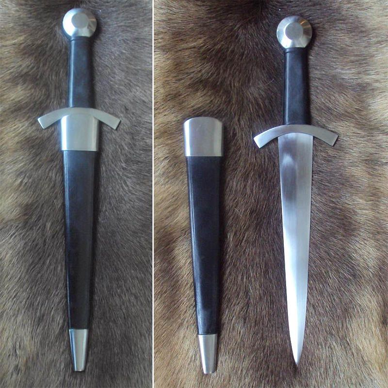 Dagger With Wheel Pommel