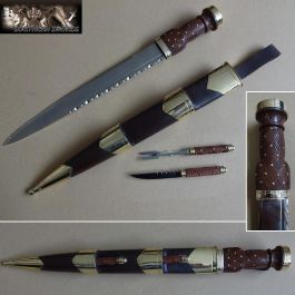 Late 19th Century Highland Officers Dirk Set - Brown