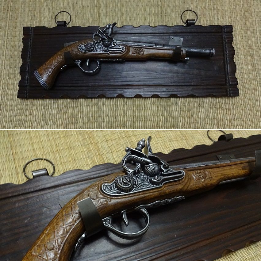 Italian Flintlock Pistol On Decorative Display Plaque Southern Swords Ltd